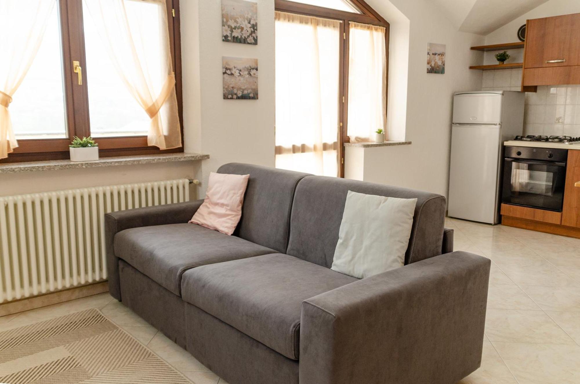 Sarre Skyline Apartment - Relax In Valle D'奥斯塔 外观 照片