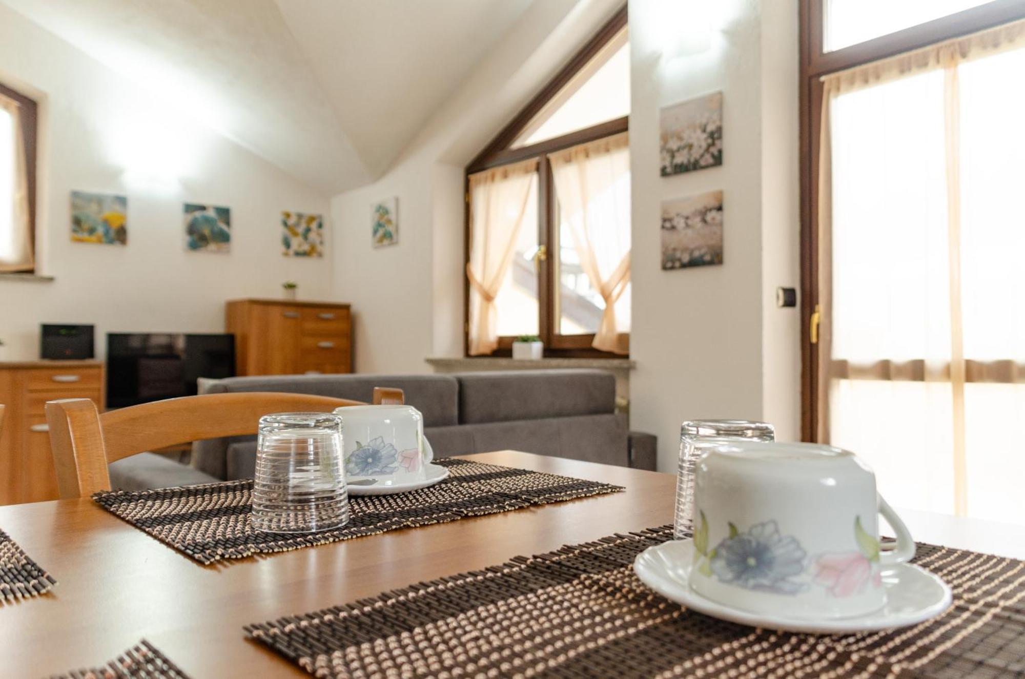 Sarre Skyline Apartment - Relax In Valle D'奥斯塔 外观 照片