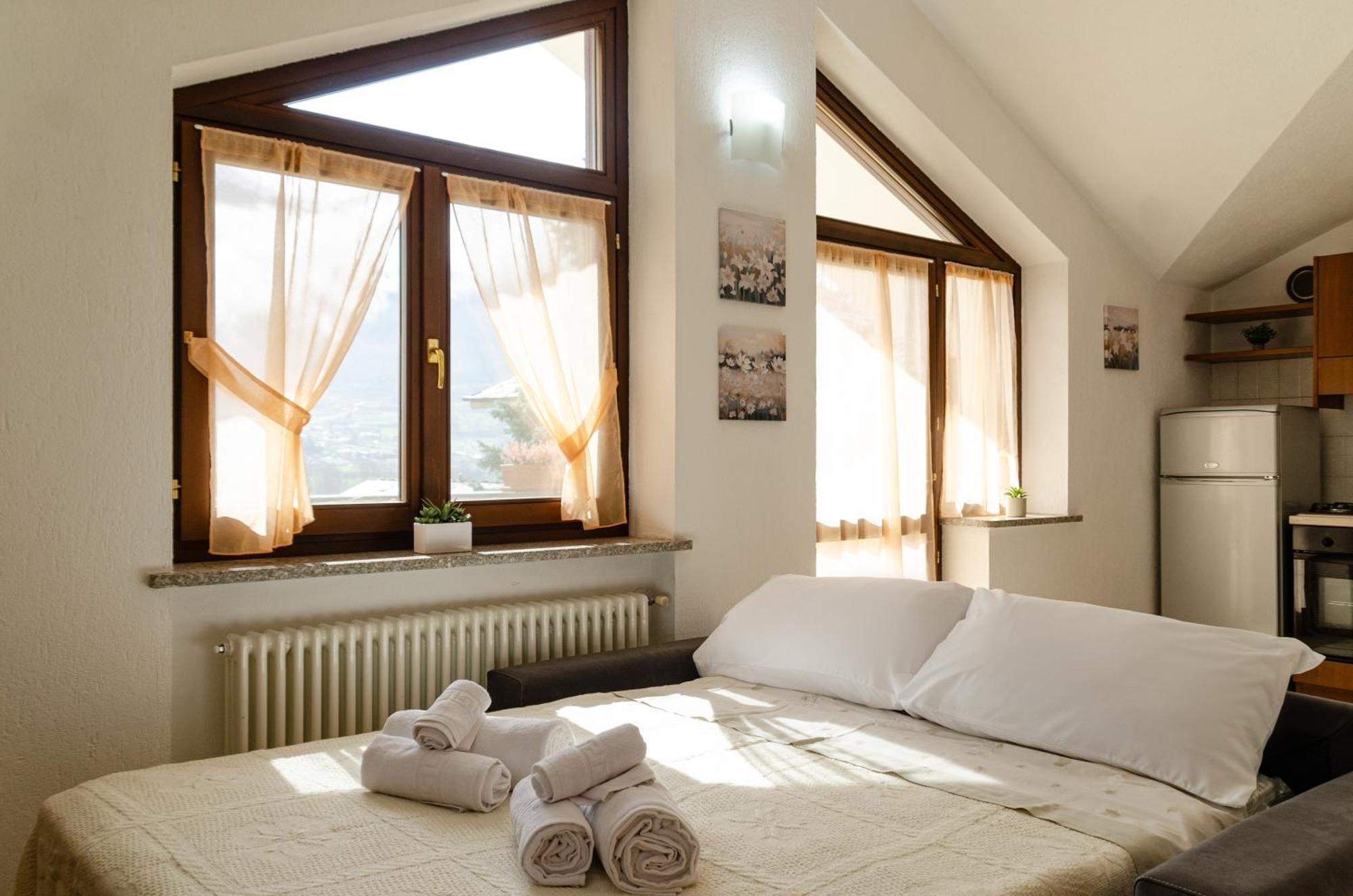 Sarre Skyline Apartment - Relax In Valle D'奥斯塔 外观 照片