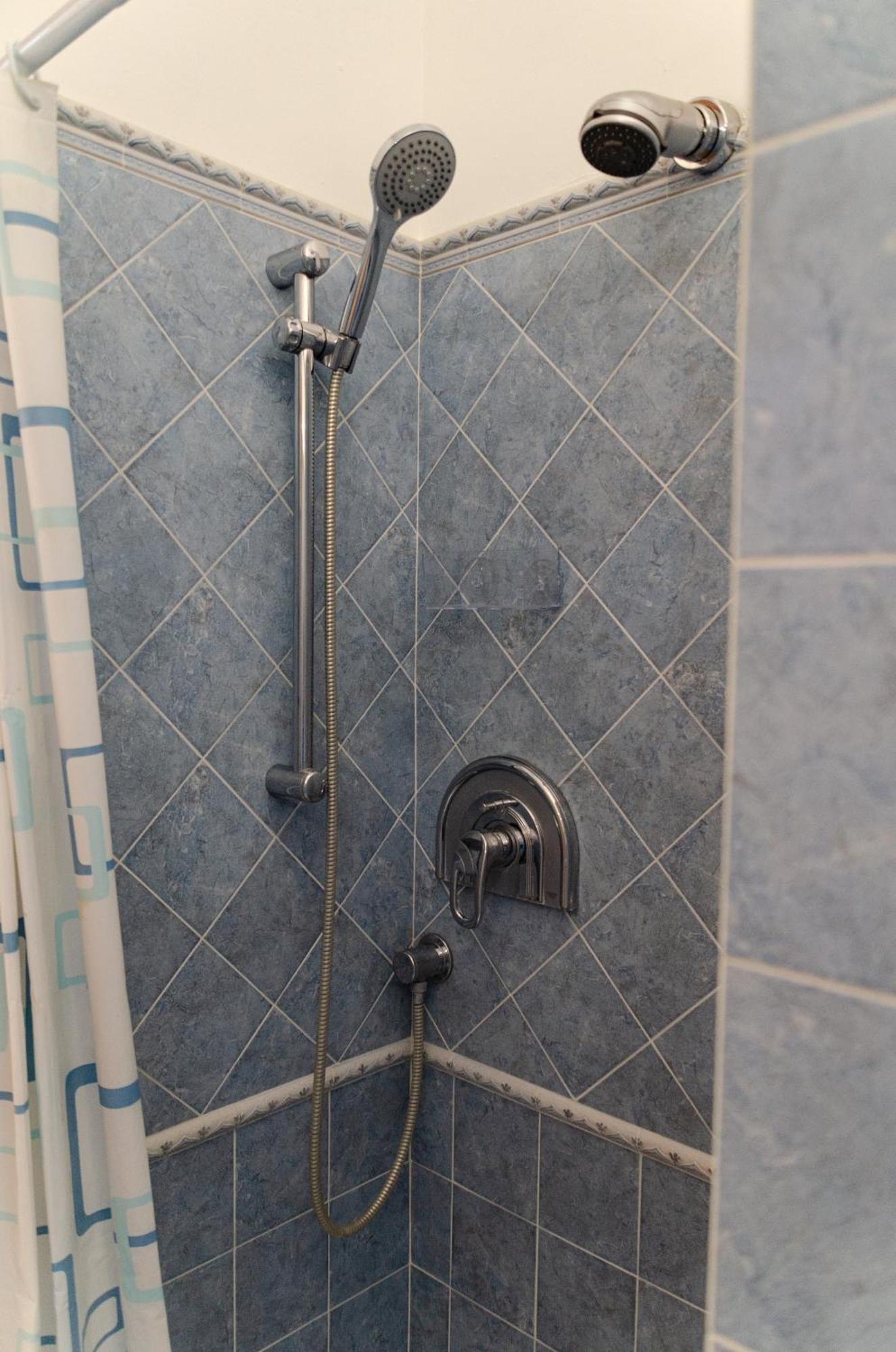 Sarre Skyline Apartment - Relax In Valle D'奥斯塔 外观 照片